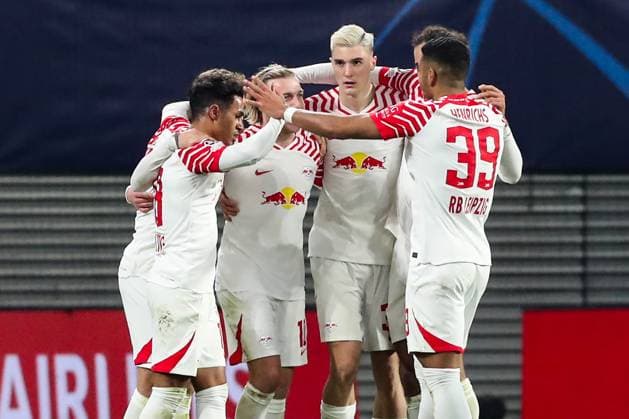 Torjubel - Torschütze Emil Forsberg (RB Leipzig,10) trifft zum 2-1 - Champions League Saison 2023-2024 Gruppe G RB Leipzig vs. BSC Young Boys Bern in der Red Bull Arena in Leipzig - Aktion,Fussball,Deutschland,Mann,Männer,13.12.2023