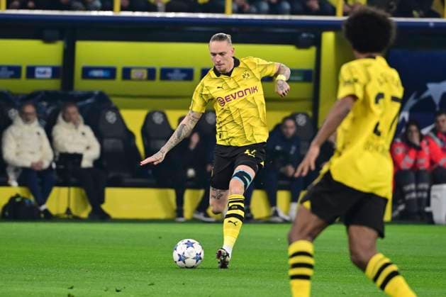 Marius Wolf 17 (Borussia Dortmund), Borussia Dortmund vs. Paris Saint-Germain, Fussball, Champions League, Gruppenphase, 13.12.2023 Dortmund Nordrhein-Westfalen Deutschland