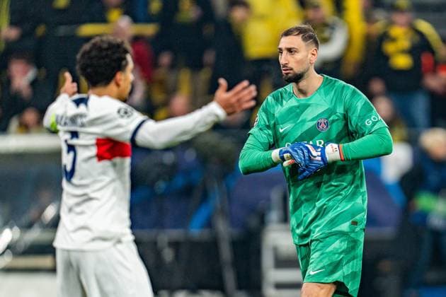Gianluigi Donnarumma (Paris Saint-Germain, 99) Marquinhos (Paris Saint-Germain, 5) Borussia Dortmund vs. Paris Saint-Germain, Fussball, UEFA Champions League, 6. Spieltag, 13.12.2023 DFL REGULATIONS PROHIBIT ANY OUSE OF PHOTOGRAPHS AS IMAGE SEQUENCES AND OR QUASI-VIDEO Borussia Dortmund vs. Paris Saint-Germain, Fussball, UEFA Champions League, 6. Spieltag, 13.12.2023 Dortmund Copyright: xEibner-Pressefoto BahhoxKarax EP_BVB