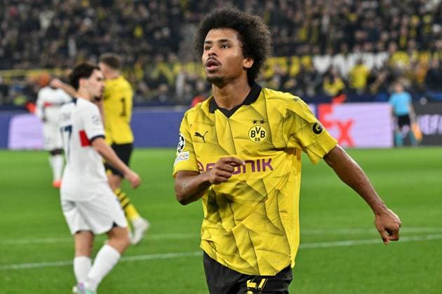 13.12.2023, xsltx, Fussball UEFA Champions League, Borussia Dortmund - Paris St.Germain PSG emspor, v.l. Karim Adeyemi (Borussia Dortmund) (DFL DFB REGULATIONS PROHIBIT ANY USE OF PHOTOGRAPHS as IMAGE SEQUENCES and or QUASI-VIDEO) Dortmund