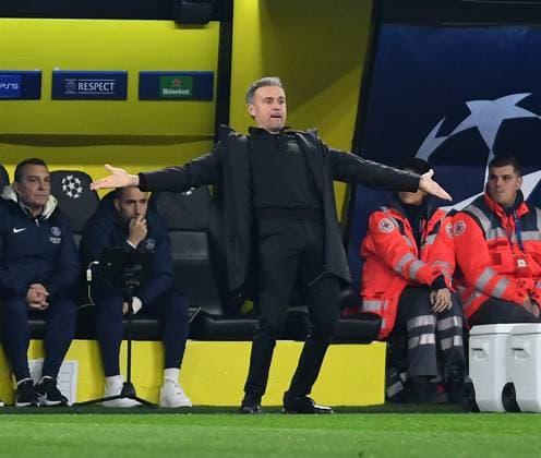 13.12.2023, Dortmund, Germany, Signal-Iduna-Park, Borussia Dortmund vs Paris Saint-Germain - UEFA Champions League 2023 2024 - Group F, Trainer Luis Enrique (Paris Saint-Germain) gestikuliert, gestik (Foto Ralf Treese) Dortmund Signal-Iduna-Park North Rhine-Westphalia Germany