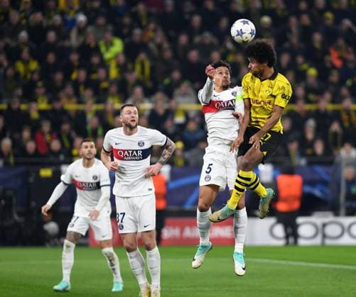 13.12.2023, Dortmund, Germany, Signal-Iduna-Park, Borussia Dortmund vs Paris Saint-Germain - UEFA Champions League 2023 2024 - Group F, Marquinhos (Paris Saint-Germain) und Karim Adeyemi (Borussia Dortmund) im Zweikampf (Foto Ralf Treese) Dortmund Signal-Iduna-Park North Rhine-Westphalia Germany