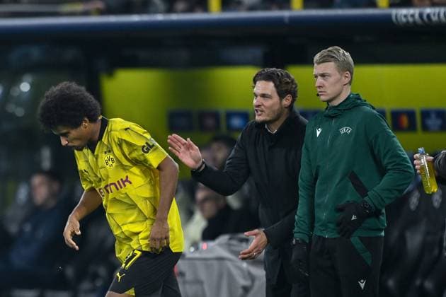13.12.2023, Fussball, UCL, UEFA Champions League, Gruppenphase, 6. Spieltag, Saison 2023 2024, Borussia Dortmund - Paris St. Germain, Karim Adeyemi (Borussia Dortmund), Edin Terzic (Borussia Dortmund) xRHR-FOTO TKx Copyright: TeresaxKroeger RHR-FOTOx RHR-FOTO TK