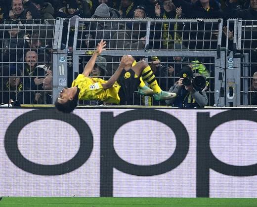 Sport Themen der Woche KW50 Sport Bilder des Tages 13.12.2023, Dortmund, Germany, Signal-Iduna-Park, Borussia Dortmund vs Paris Saint-Germain - UEFA Champions League 2023 2024 - Group F, Karim Adeyemi (Borussia Dortmund) Torjubel, jubelt nach seinem Treffer zum 1:0 (Foto Ralf Treese) Dortmund Signal-Iduna-Park North Rhine-Westphalia Germany *** 13 12 2023, Dortmund, Germany, Signal Iduna Park, Borussia Dortmund vs Paris Saint Germain UEFA Champions League 2023 2024 Group F, Karim Adeyemi Borussia Dortmund goal celebration, cheers after his goal for 1 0 Photo Ralf Treese Dortmund Signal Iduna Park North Rhine Westphalia Germany 521_BVBPSG20231213_033 Treese-521