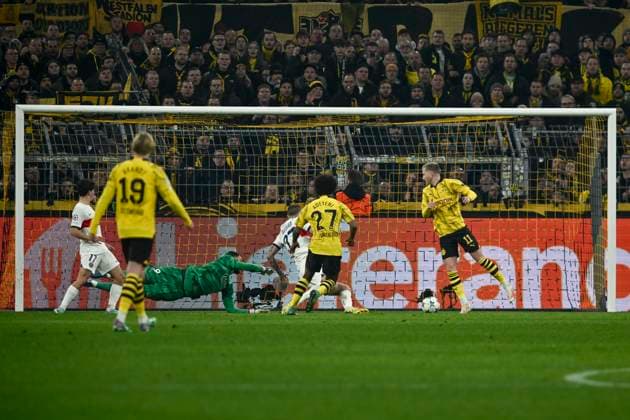 Karim Adeyemi ( 27, Borussia Dortmund) erzielt das Tor zum 1:0 13.12.2023 Fussball, Champions League, Borussia Dortmund vs Paris St. Germain, Signal Iduna Park, Dortmund, NRW Germany
