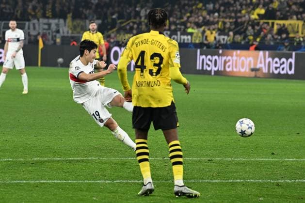 13.12.2023, xsltx, Fussball UEFA Champions League, Borussia Dortmund - Paris St.Germain PSG emspor, v.l. Kang-in Lee (FC Paris Saint-Germain) (DFL DFB REGULATIONS PROHIBIT ANY USE OF PHOTOGRAPHS as IMAGE SEQUENCES and or QUASI-VIDEO) Dortmund