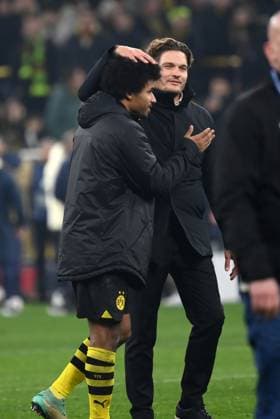 Trainer Edin Terzic (Borussia Dortmund) nach dem Spiel mit Karim Adeyemi (Borussia Dortmund) 13.12.2023, Fussball Champions League, Saison 2023 2024, Vorrunde, 6. Spieltag, Borussia Dortmund - Paris Saint Germain Dortmund Signal Iduna Park Nordrhein Westfalen Deutschland