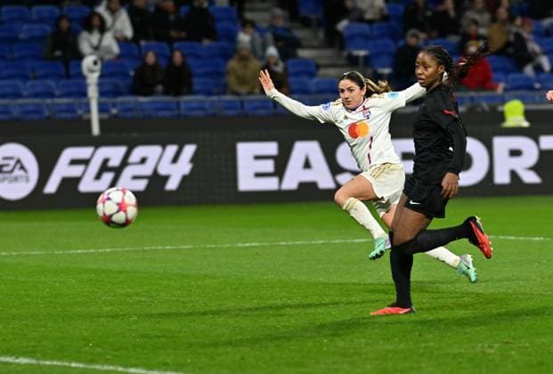 Danielle Van de Donk (lyon) FOOTBALL: Olympique Lyonnais FÃ minines vs SK Brann - Ligue des Champions FÃ minine - 13 12 2023 FredericChambert Panoramic 