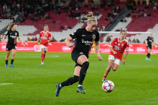 December 13, 2023, Lisbon, Portugal: Pia-Sophie Wolter of SG Eintracht Frankfurt seen in action during the UEFA Women s Champions League Group A football match between SL Benfica and SG Eintracht Frankfurt at Estadio da Luz. Final score; SL Benfica 1:0 SG Eintracht Frankfurt. Lisbon Portugal - ZUMAs197 20231213_aaa_s197_142 Copyright: xBrunoxdexCarvalhox