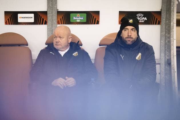 231214 Head coach Per-Mathias Hogmo of Häcken of during the UEFA Europa League match between Qarabag and Häcken on December 14, 2023 in Baku. Photo: Carl Sandin BILDBYRAN kod CS CS0469 fotboll football soccer fotball uefa europa league qarabag häcken bbeng Copyright: CARLxSANDIN BB231214CS032