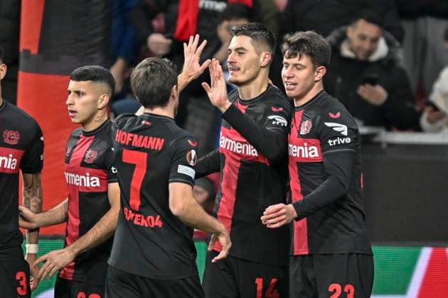 die Mannschaft von Leverkusen Jubel Freude Emotion Torjubel Torschuetze Torschütze Patrik Schick ( 14, Bayer Leverkusen) 14.12.2023 Fussball Europa League, Bayer 04 Leverkusen vs Molde FK, BayArena, Leverkusen, NRW Germany