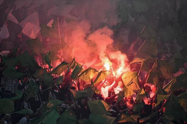 Sport Themen der Woche KW50 Sport Bilder des Tages WARSCHAU, 14-12-2023, Stadion Wojska Polskiego, football, UEFA Europa Conference League, season 2023 2024, Legia Warschau Ã AZ, atmosphere in the stadium Legia Warschau - AZ  x23518554x Copyright: