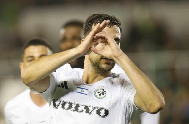 Panathinaikos vs Maccabi Haifa Maccabi Haifa™s Dean David scores the 0-1 and celebrates during the UEFA Europa League group F soccer match between Panathinaikos and Maccabi Haifa held at Apostolos Nikolaidis Stadium, in Athens, Greece, 14 December 2023. ATHENS ATHENS Greece Copyright: xPANAGIOTISxMOSCHANDREOUx _NCH2052