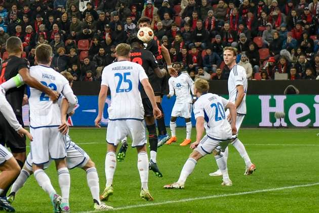 Edmond Tapsoba ( 12, Bayer Leverkusen) erzielt das Tor zum 2:0 14.12.2023 Fussball Europa League, Bayer 04 Leverkusen vs Molde FK, BayArena, Leverkusen, NRW Germany