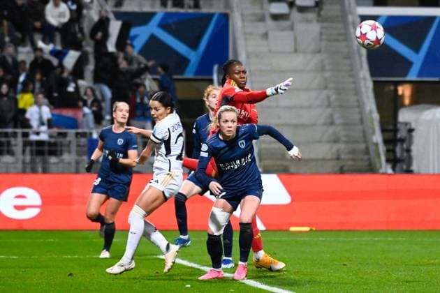 Chiamaka Nnadozie ( 16 - PFC ) during the WCL match between PFC and Real Madrid at Stade Charlety on December 14, 2023 in Paris, France. ( Photo by federico pestellini panoramic ) - FOOTBALL : PFC vs Real Madrid - Ligue des Champions Feminine - 14 12 2023 FedericoPestellini Panoramic 