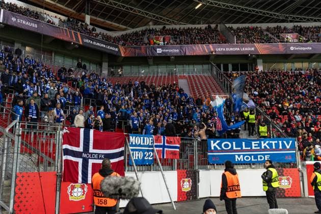 GER, UEFA Europa League 6 Spieltag, Bayer 04 Leverkusen vs Molde Fotballklubb 14.12.2023, BayArena, Leverkusen, GER, UEFA Europa League 6 Spieltag, Bayer 04 Leverkusen vs Molde Fotballklubb Im Bild: Fans von Molde Fotballklubb
