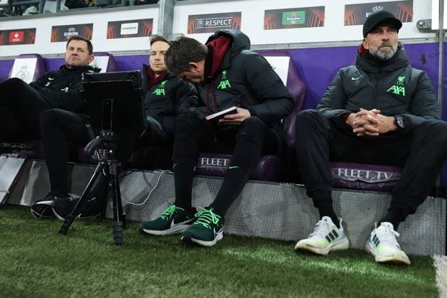 231214 Royale Union Saint-Gilloise vs Liverpool FC Jurgen Klopp, head coach of Liverpool, during a football game between Royale Union Saint-Gilloise and Liverpool FC on day 6 in Group E of the UEFA Europa League season 2023-2024 competition on December 14, 2023 in Brussels, Belgium. (Photo by Frank Abbeloos Isosport) BRUSSELS BELGIUM  Copyright: xx 424550