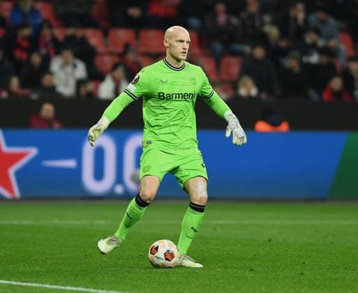 14.12.2023, Leverkusen, Germany, BayARENA, Bayer Leverkusen vs Molde FK - UEFA Europa League 2023 2024 - Group H, Torwart Niklas Lomb (Bayer 04 Leverkusen) in Aktion, am Ball, Einzelaktion (Foto Ralf Treese) Leverkusen BayARENA North Rhine-Westphalia Germany