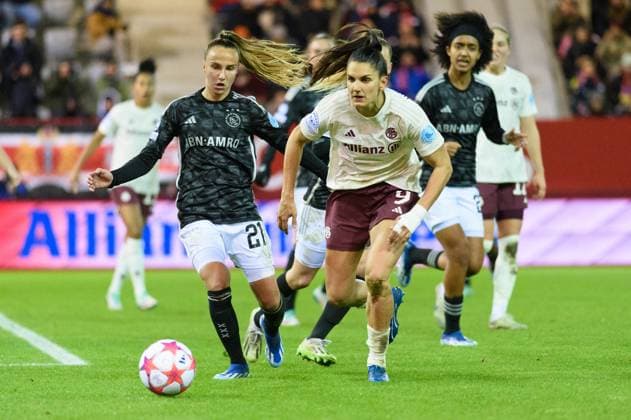 Rosa van Gool (21 Ajax Amsterdam) and Jovana Damnjanovic (9 FC Bayern Munich) during the UEFA Womens Champions League group stage match between FC Bayern Munich and Ajax Amsterdam at FC Bayern Campus in Munich, Germany. (Sven Beyrich SPP) Copyright: xSvenxBeyrich SPPx spp-en-SvBe-20231214-D4S_3448