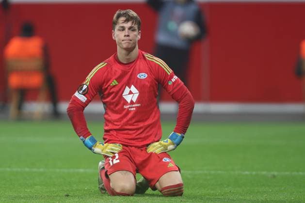 Germany, Leverkusen, 14.12.2023, BayArena, Bayer Leverkusen vs Molde FK - UEFA Europa League 2023 2024 - Group H, Torwart Oliver Petersen (Molde FK) looks dejected Leverkusen BayArena North Rhine-Westfalia Germany