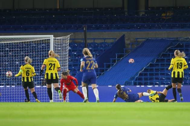 14th December 2023; Stamford Bridge, London, England: UEFA Womens Champions League Football, Chelsea versus Hacken Women; Fran Kirby of Chelsea attempts a shot from a tight angle which goes out for a corner.  ActionPlus12585801 KatiexChan