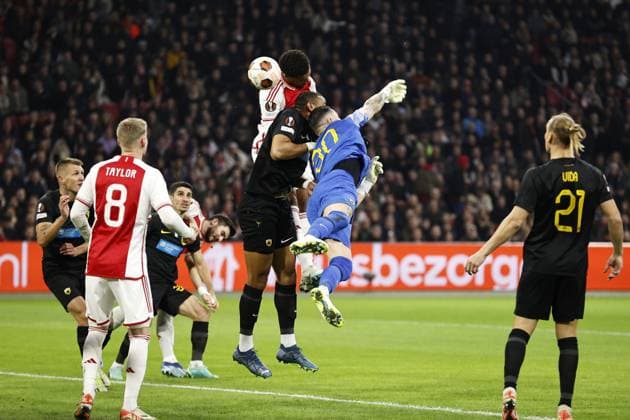 AMSTERDAM - (l-r)Kenneth Taylor of Ajax, Chuba Akpom of Ajax scores the 1-0, Harold Moukoudi of AEK Athens, AEK Athens goalkeeper Giorgos Athanasiadis, Domagoj Vida of AEK Athens during the UEFA Europa League match in group B between Ajax Amsterdam and AEK Athene FC at the Johan Cruyff ArenA on December 14, 2023 in Amsterdam, Netherlands. ANP MAURICE VAN STEEN UEFA Europa League 2023 24 2023 2024 xVIxANPxSportx xxANPxIVx 486301583 originalFilename: 486301583.jpg
