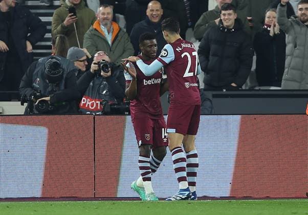 . - West Ham United v Club Freiburg, UEFA Europa League - Group A, The London Stadium, London, UK. - 14th December 2023. GOAL 1-0, Mohammed Kudus of West Ham United goal celebration with Nayef Aguerd of West Ham United. - West Ham United v Sport-Club Freiburg, UEFA Europa League - Group A, The London Stadium, London, UK. - 14th December 2023. London London Stadium UK Copyright: xDanxWeirx CP_West_Ham_United_Freiburg_15
