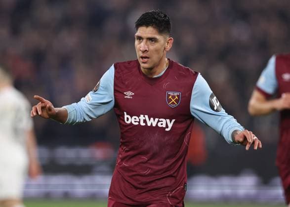 London, England, 14th December 2023. Edson Ãlvarez of West Ham United celebrate scoring their second goal during the UEFA Europa League match at the London Stadium, London. Picture credit should read: David Klein Sportimage EDITORIAL USE ONLY. No use with unauthorised audio, video, data, fixture lists, club league logos or live services. Online in-match use limited to 120 images, no video emulation. No use in betting, games or single club league player publications. SPI-2801-0031