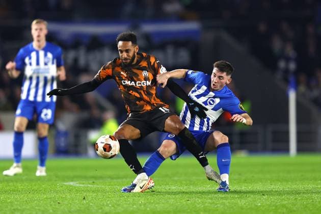 Brighton v Marseille 14 December 2023, Brighton - UEFA EUROPA League, Group B - Brighton & Hove Albion v Olympique de Marseille - Pierre-Emerick Aubameyang of Olympique de Marseille and Billy Gilmour of Brighton & Hove Albion - Photo: Charlotte Wilson Offside. Brighton UK Copyright: xCharlottexWilsonx xOffsidexOffside