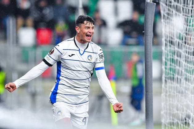 SOSNOWIEC, POLAND - DECEMBER 14: Giovanni Bonfanti (43) of Atalanta BC celebrates his goal during UEFA Europa League Matchday 6 group stage match between Rakow Czestochowa and Atalanta BC at Zaglebiowski Park Sportowy on December 14, 2023 in Sosnowiec, Rakow Czestochowa v Atalanta BC Copyright: xMateuszxSobczakx