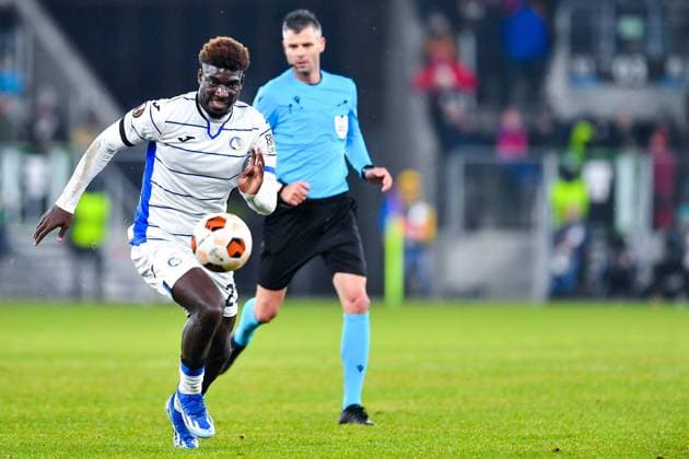 SOSNOWIEC, POLAND - DECEMBER 14: Michel Ndary Adopo (25) of Atalanta BC during UEFA Europa League Matchday 6 group stage match between Rakow Czestochowa and Atalanta BC at Zaglebiowski Park Sportowy on December 14, 2023 in Sosnowiec, Rakow Czestochowa v Atalanta BC Copyright: xMateuszxSobczakx