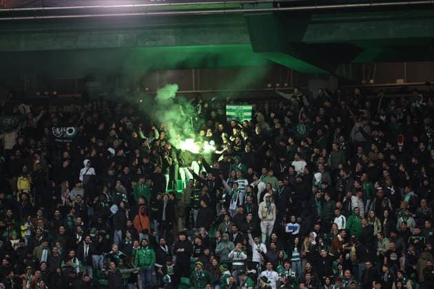 SOCCER - UEFA EL, Sporting vs Sturm LISBON,PORTUGAL,14.DEC.23 - SOCCER - UEFA Europa League, group stage, Sporting CP vs SK Sturm Graz. Image shows fans (Sporting Lissabon).  GEPAxpictures xChrisxBauer