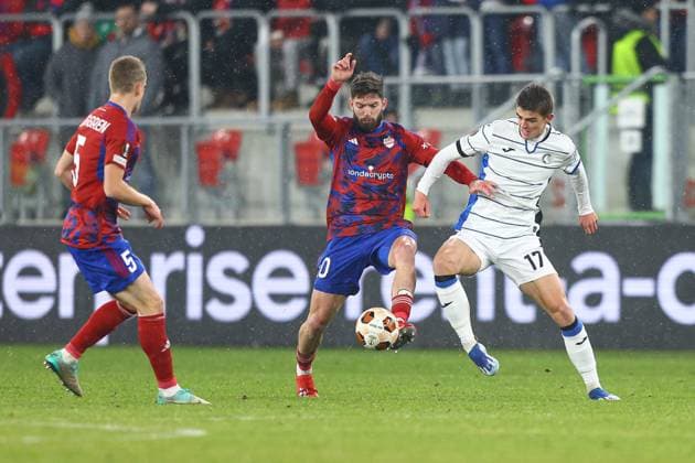 2023.12.14 Sosnowiec Pilka nozna UEFA Liga Europy Rakow Czestochowa - Atalanta BC N z Charles De Ketelaere Foto Pawel Andrachiewicz PressFocus 2023.12.14 Sosnowiec Football UEFA Europa League Rakow Czestochowa - Atalanta BC Charles De Ketelaere Credit: Pawel Andrachiewicz PressFocus NEWSPIX.PL --- Newspix.pl POLAND OUT!  20231214_PF_PA018