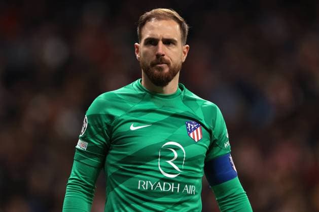 Madrid, Spain, 13th December 2023. Jan Oblak of Atletico Madrid looks on during the UEFA Champions League match at Civitas Metropolitan Stadium, Madrid. Picture credit should read: Jonathan Moscrop Sportimage EDITORIAL USE ONLY. No use with unauthorised audio, video, data, fixture lists, club league logos or live services. Online in-match use limited to 120 images, no video emulation. No use in betting, games or single club league player publications. SPI-2787-0165