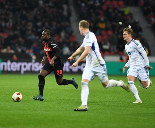 14.12.2023, Leverkusen, Germany, BayARENA, Bayer Leverkusen vs Molde FK - UEFA Europa League 2023 2024 - Group H, Ken Izekor (Bayer 04 Leverkusen) in Aktion, am Ball, Einzelaktion (Foto Ralf Treese) Leverkusen BayARENA North Rhine-Westphalia Germany