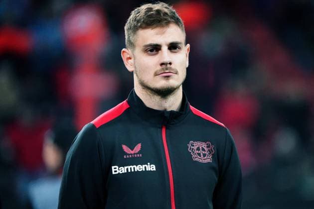 Fussball, UEFA Europa League 2023 2024, Gruppenphase , Gruppen H, Spieltag 6, Bayer 04 Leverkusen - Molde FK, 14.12.2023, Bayarena Leverkusen, Josip Stanisic Bayer 04 Leverkusen Aktion, Einzelbild
