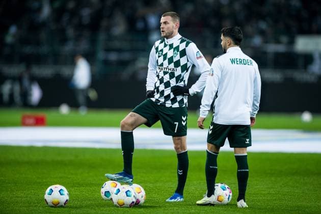 1. Fussball Bundesliga: Borussia Mönchengladbach - SV Werder Bremen; 15.12.2023 Marvin Ducksch (SV Werder Bremen, 7) im Warm Up 1. Fussball Bundesliga, Borussia Mönchengladbach - SV Werder Bremen, Mönchengladbach, BORUSSIA-PARK DFL REGULATIONS PROHIBIT ANY USE OF PHOTOGRAPHS AS IMAGE SEQUENCES AND OR QUASI-VIDEO. Copyright: xBEAUTIFULxSPORTS Wunderlx