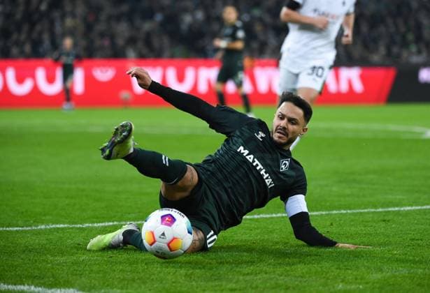 Leonardo Bittencourt (Werder Bremen) 15.12.2023, Fussball Saison 2023 2024, 1. Bundesliga, 15. Spieltag, Borussia Mönchengladbach - SV Werder Bremen Moenchengladbach Borussia Park Nordrhein Westfalen Deutschland *** Leonardo Bittencourt Werder Bremen 15 12 2023, Football season 2023 2024, 1 Bundesliga, 15 Matchday, Borussia Mönchengladbach SV Werder Bremen Moenchengladbach Borussia Park Nordrhein Westfalen Germany Team2