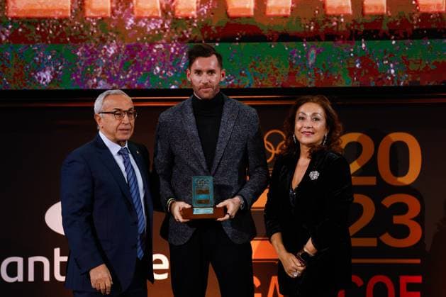 Sport Themen der Woche KW50 Sport Bilder des Tages December 15, 2023: Rudy Fernandez receives an award during the XVIII Gala of the Spanish Olympic Committee to recognize the twenty most successful individual athletes and national teams of 2023 celebrated at the headquarters of the Spanish Olympic Committee COE on December 15, 2023, in Madrid, Spain. - ZUMAa181 20231215_zaa_a181_026 Copyright: xOscarxJ.xBarrosox