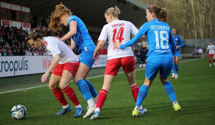 16.12.2023, xgrfx, Fussball 1.Bundesliga Damen, 1.FC Koeln - SGS Essen emspor, v.l. Dora Zeller (1.FC Köln), Laura Pucks (SGS Essen), Carlotta Imping (1.FC Köln), Lena Ostermeier (SGS Essen) (DFL DFB REGULATIONS PROHIBIT ANY USE OF PHOTOGRAPHS as IMAGE SEQUENCES and or QUASI-VIDEO) Koeln