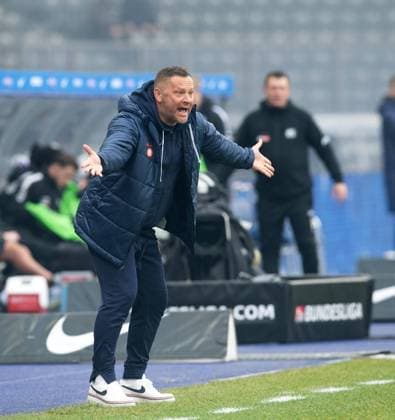 Fussball, Herren, Saison 2023 2024, 2. Bundesliga (17. Spieltag), Hertha BSC - VfL Osnabrück, Trainer Pal Dardai (Hertha BSC), 16.12. 2023,