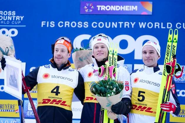 Sport Themen der Woche KW50 Prove VM 20 km skiatlon Trondheim 20231216. Johannes Hosflot Klaebo med seier under 20 km skiatlon i verdenscupen i langrenn i Granasen i Trondheim. Andrew Musgrave t.v. og Didrik Tonseth t.h. Foto: Terje Pedersen NTB Trondheim Norge EDITORIAL USE ONLY. RESTRICTED USE FOR BETTING COMPANIES Ref:54I8DZKnRDo.jpg  Copyright: xTerjexPedersenx xNTBx