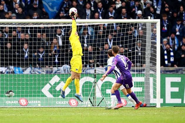 16.12.2023, xtgx, Fussball 2.Bundesliga, Hertha BSC Berlin - VfL Osnabrück emspor, v.l. Tjark Ernst (Hertha BSC Berlin) (DFL DFB REGULATIONS PROHIBIT ANY USE OF PHOTOGRAPHS as IMAGE SEQUENCES and or QUASI-VIDEO) Berlin