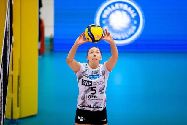 2. Bundesliga Frauen Pro: Schwarz-Weiss Erfurt vs. SSC Freisen; Erfurt; 16.12.2023 Isabella Noble ( 5; Schwarz-Weiss Erfurt) 2. Bundesliga Frauen Pro: Schwarz-Weiss Erfurt vs. SSC Freisen; Riethsporthalle Erfurt; 16.12.2023 Copyright: xBEAUTIFULxSPORTS Duehringx