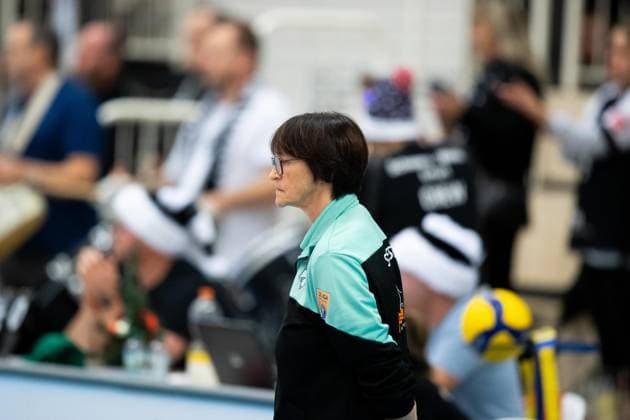 2. Bundesliga Frauen Pro: Schwarz-Weiss Erfurt vs. SSC Freisen; Erfurt; 16.12.2023 Brigitte Schumacher (Trainer; SSC Freisen) 2. Bundesliga Frauen Pro: Schwarz-Weiss Erfurt vs. SSC Freisen; Riethsporthalle Erfurt; 16.12.2023 Copyright: xBEAUTIFULxSPORTS Duehringx