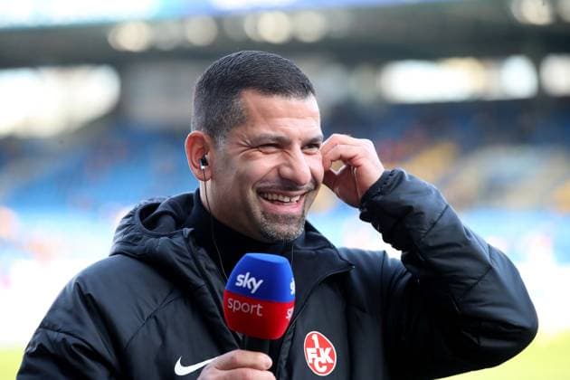 17.12.2023, xtgx, Fussball 2.Bundesliga, Eintracht Braunschweig - 1.FC Kaiserslautern emspor, v.l. Trainer Coach Dimitrios Grammozis (1. FC Kaiserslautern) (DFL DFB REGULATIONS PROHIBIT ANY USE OF PHOTOGRAPHS as IMAGE SEQUENCES and or QUASI-VIDEO) Braunschweig