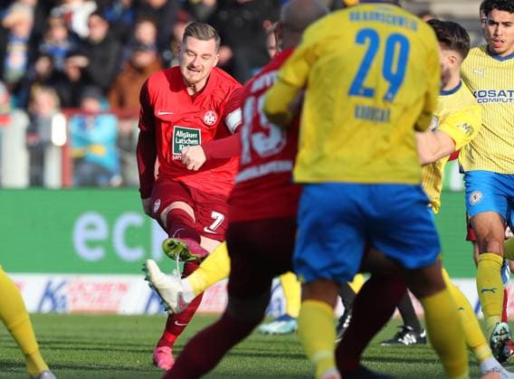 Braunschweig vs. Kaiserslautern, 2. BL Braunschweig, 17.12.2023, FUßBALL - Eintracht Braunschweig vs. 1. FC Kaiserslautern, 2. BL, Saison 2023 24. Marlon Ritter (1. FC Kaiserslautern) Braunschweig