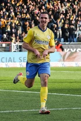 Torjubel - Torschütze Rayan Philippe (Eintracht Braunschweig,9) trifft zum 1-1 - 2. Fußball Bundesliga Saison 2023-2024 Eintracht Braunschweig vs. 1. FC Kaiserslautern im Eintracht Stadion in Braunschweig - Aktion,Fußball,Mann,Männer,Deutschland,17.12.2023