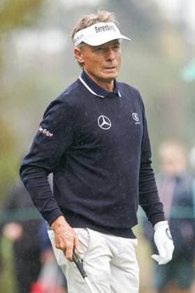 December 17, 2023, Orlando, Florida, USA: Bernhard Langer walks to the first tee during the final round of the 2023 PNC Championship at Ritz-Carlton Golf Club. Orlando USA - ZUMAw109 20231217_fap_w109_032 Copyright: xDebbyxWongx