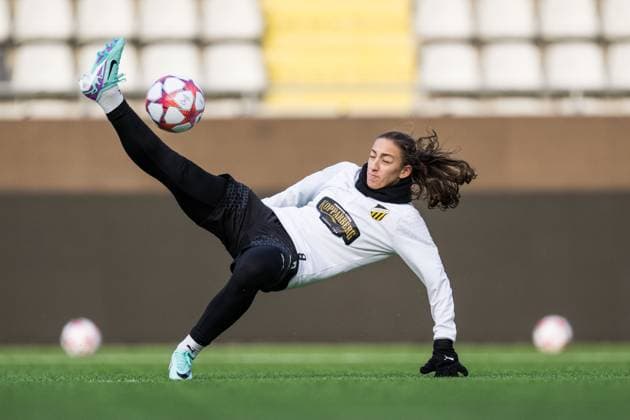 231219 Rusul Rosa Kafaji of Häcken during a training session with Häcken on December 19, 2023 in Gothenburg. Photo: Mathias Bergeld BILDBYRAN kod MB MB0809 fotboll football soccer fotball champions league träning practice training häcken press conference, PK, Pressekonferenz dam bbeng Copyright: MATHIASxBERGELD BB231219MB041
